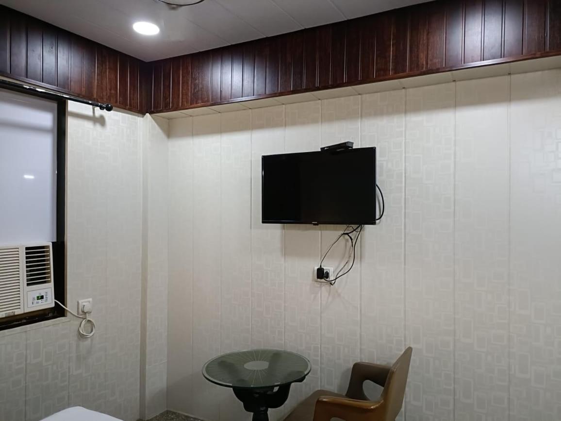 Hotel Jk Regency, Mumbai International Esterno foto